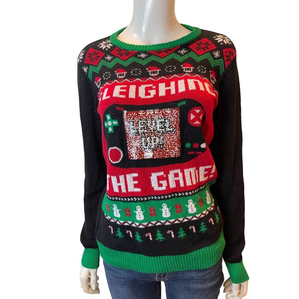 Well Worn Mens Pullover Sweater Christmas Sleighing the Game Black Red SZ Large